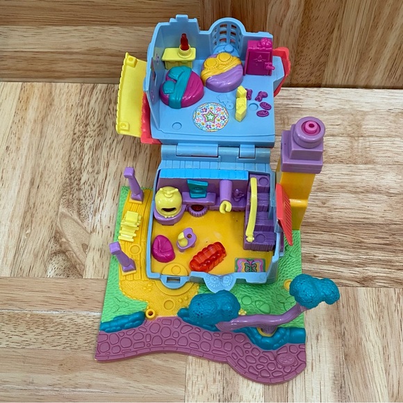 1994 Vintage Polly Pocket Bluebird Toys Swindon England Light Up Kitty House - Picture 6 of 12